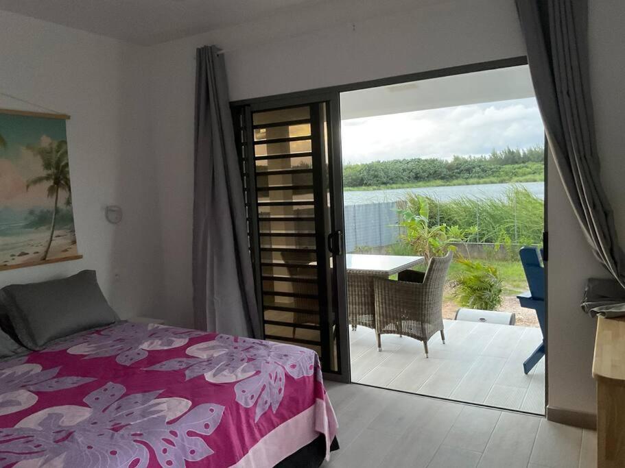 Bungalow Sweet Escape Fare Dış mekan fotoğraf